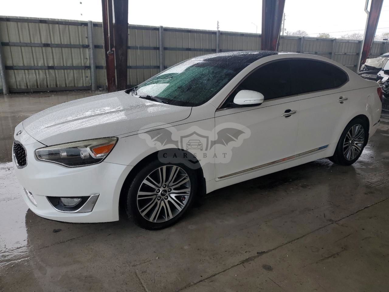 Kia Cadenza PREMIUM 3.3L  6 2015