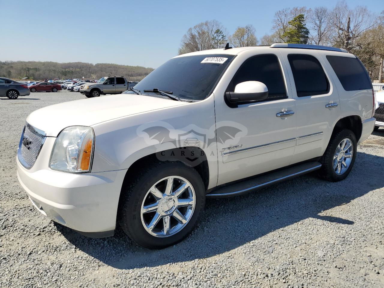 GMC Yukon DENALI 6.2L  8 2013