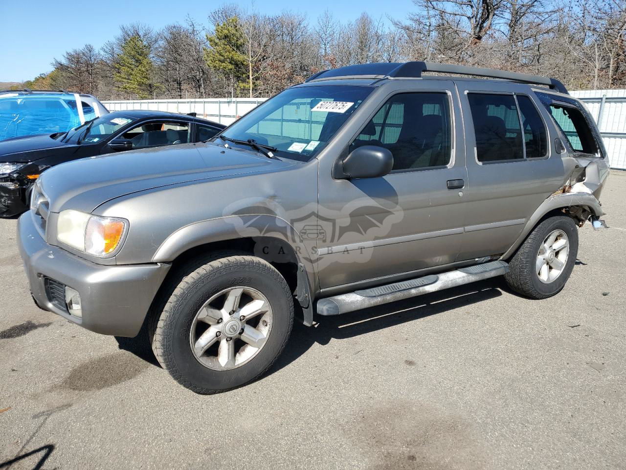 Nissan Pathfinder LE 3.5L  6 2003