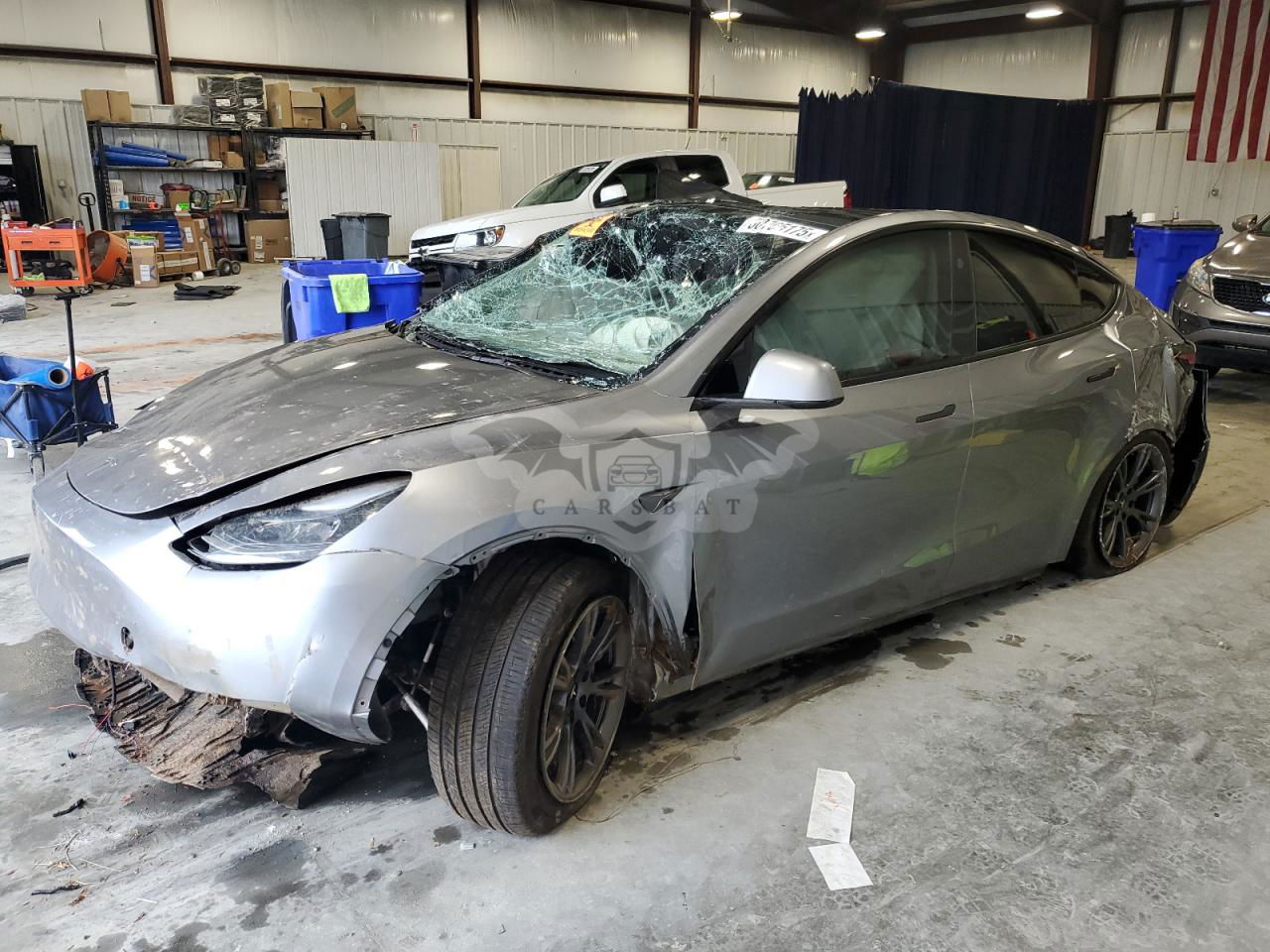 Tesla Model Y 2024
