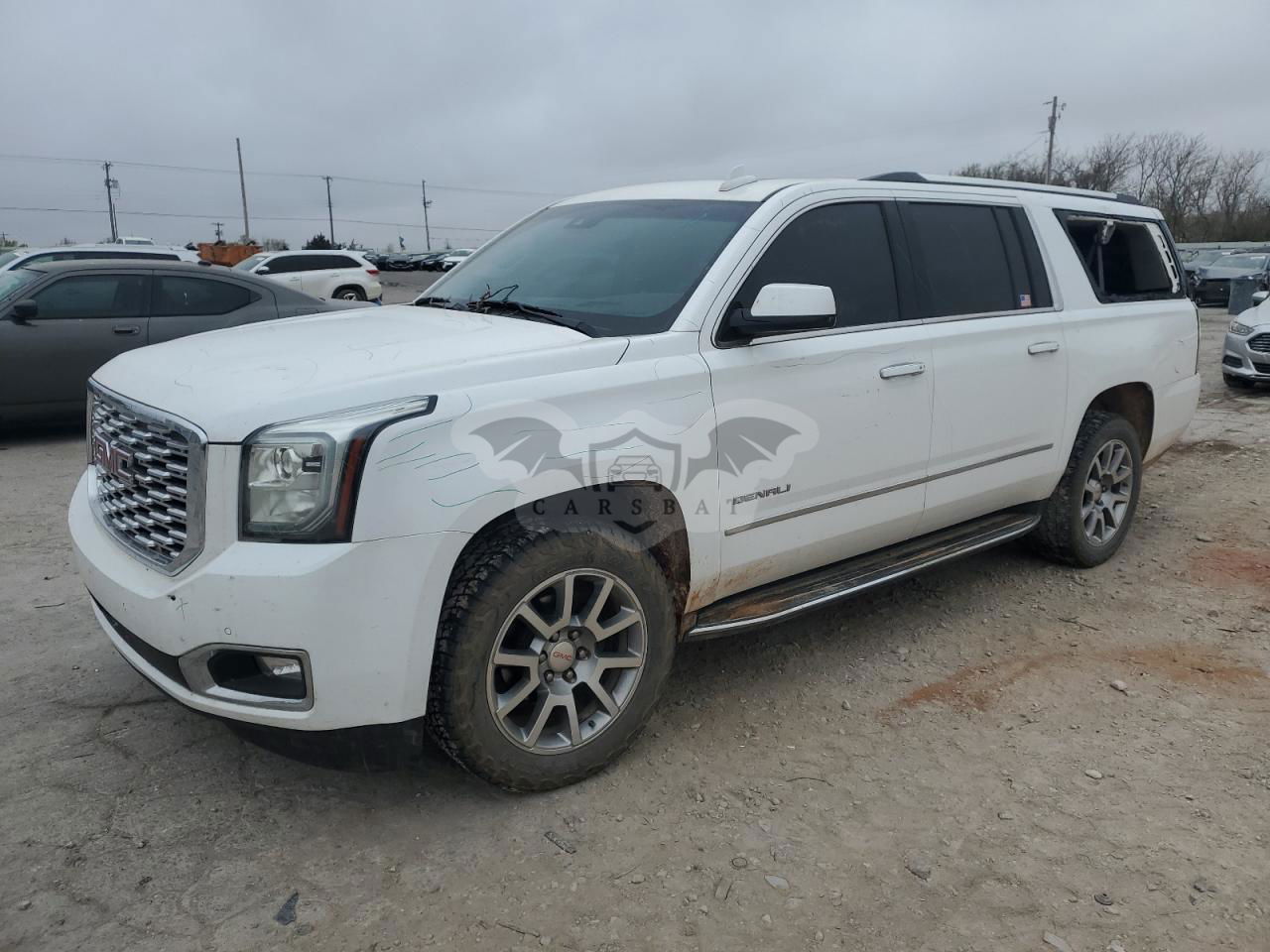 GMC Yukon DENALI 6.2L  8 2020