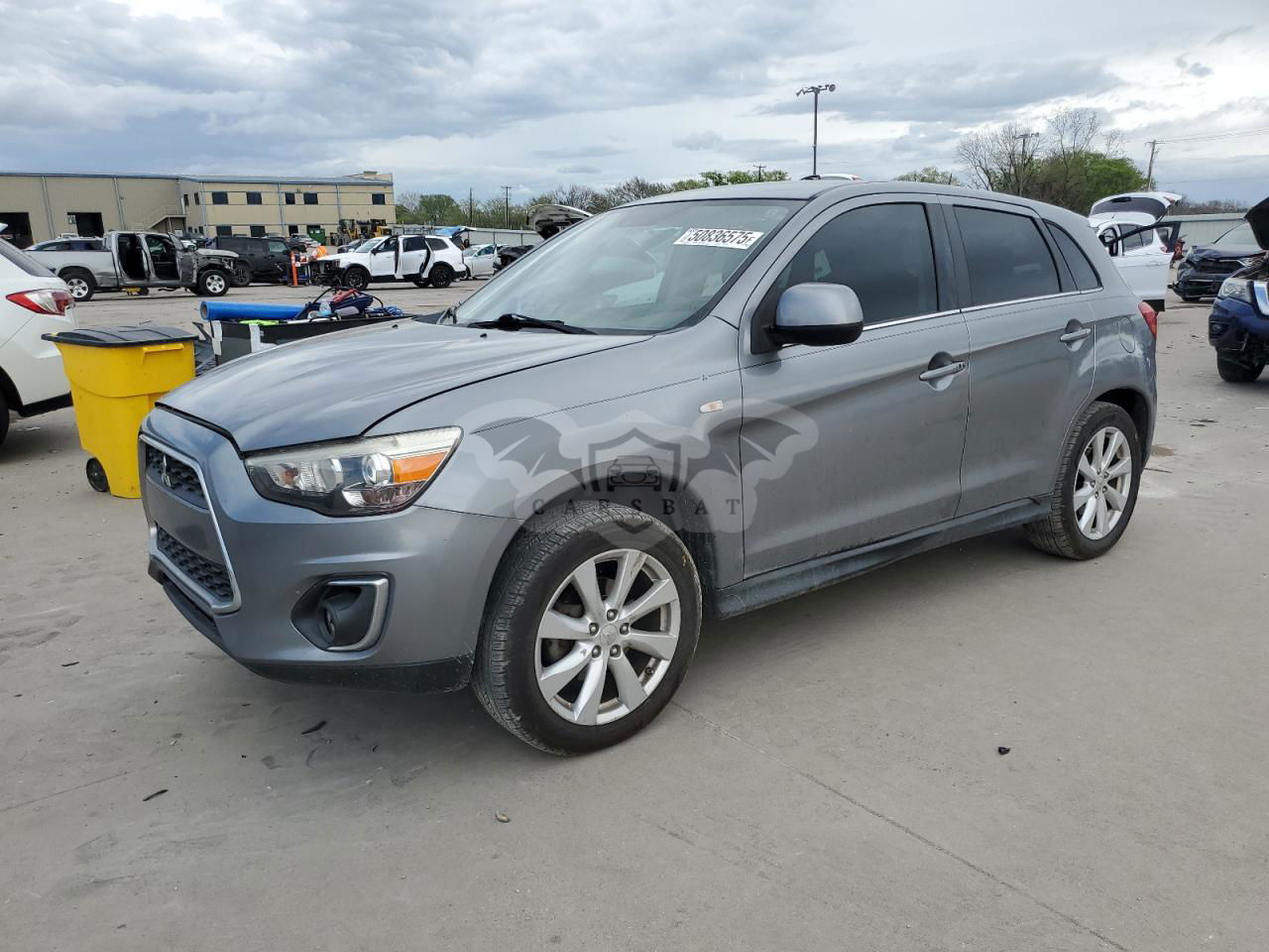 Mitsubishi Outlander SE 2.0L  4 2014