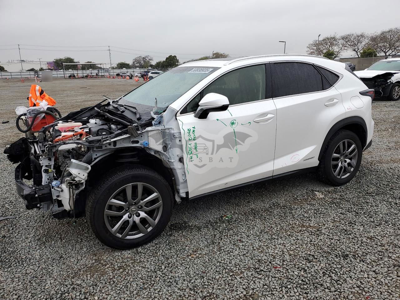 Lexus NX 300H 2.5L  4 2015