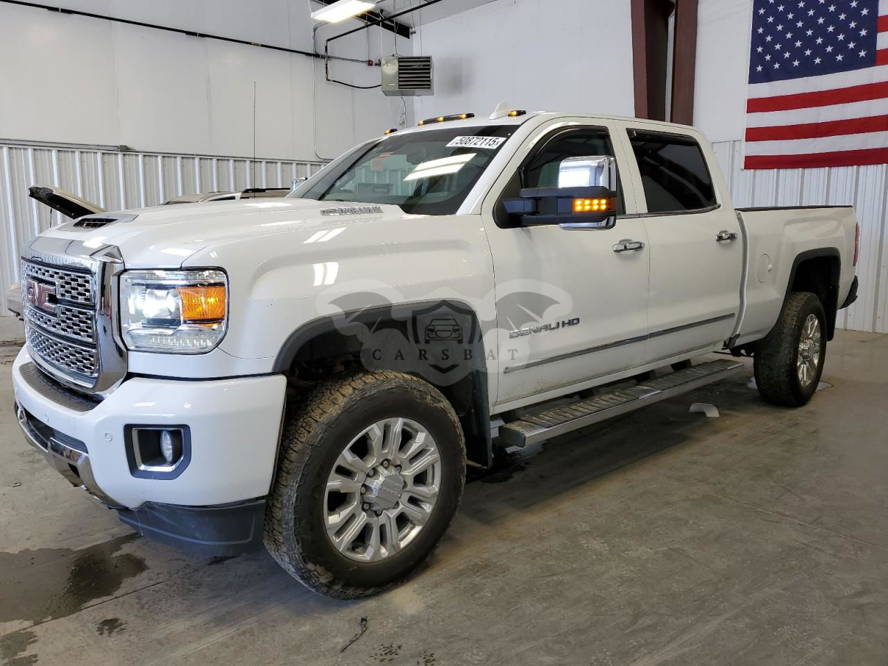 GMC Sierra K2500 DENALI 6.6L  8 2019