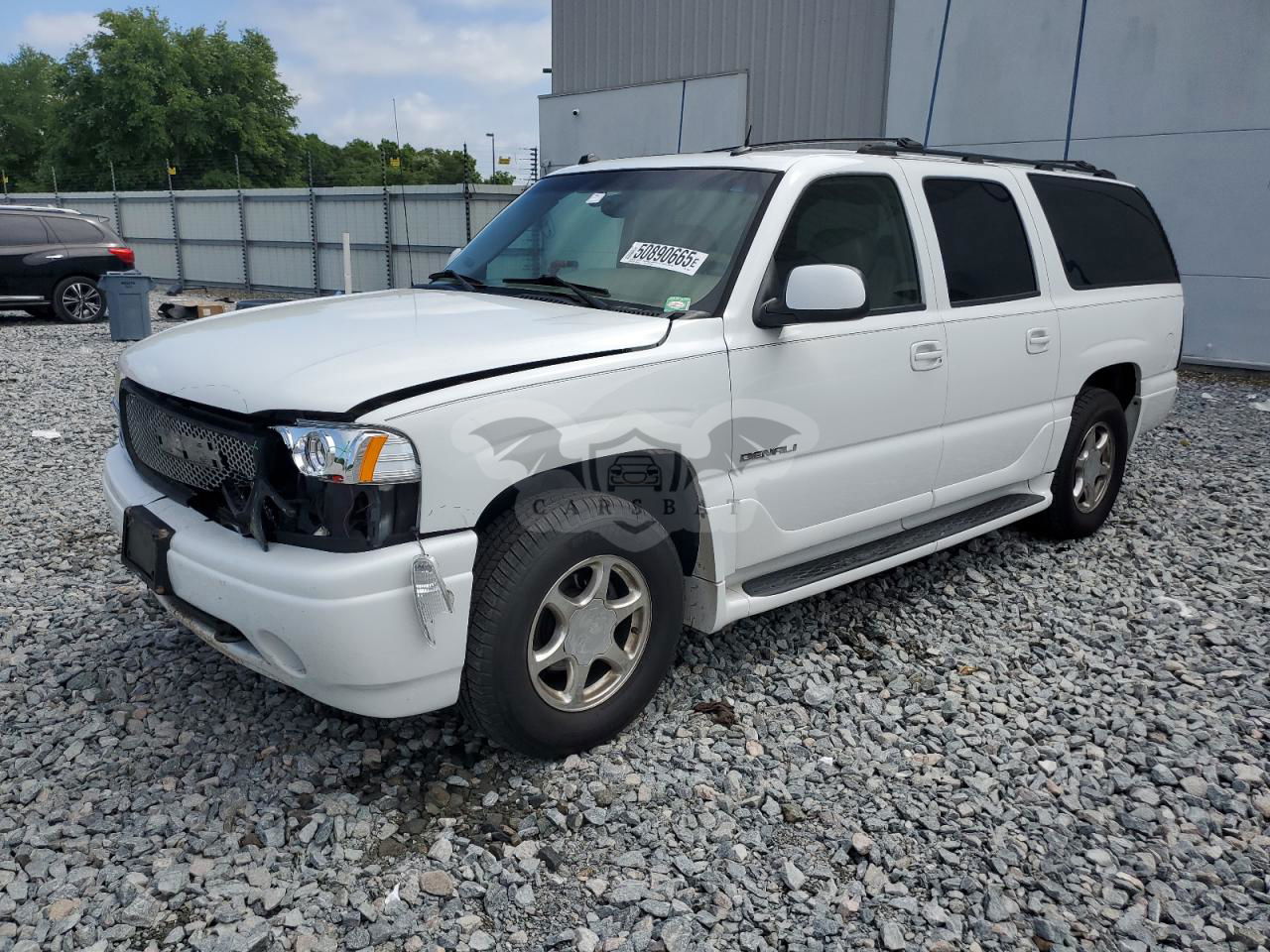 GMC Yukon DENALI 6.0L  8 2005
