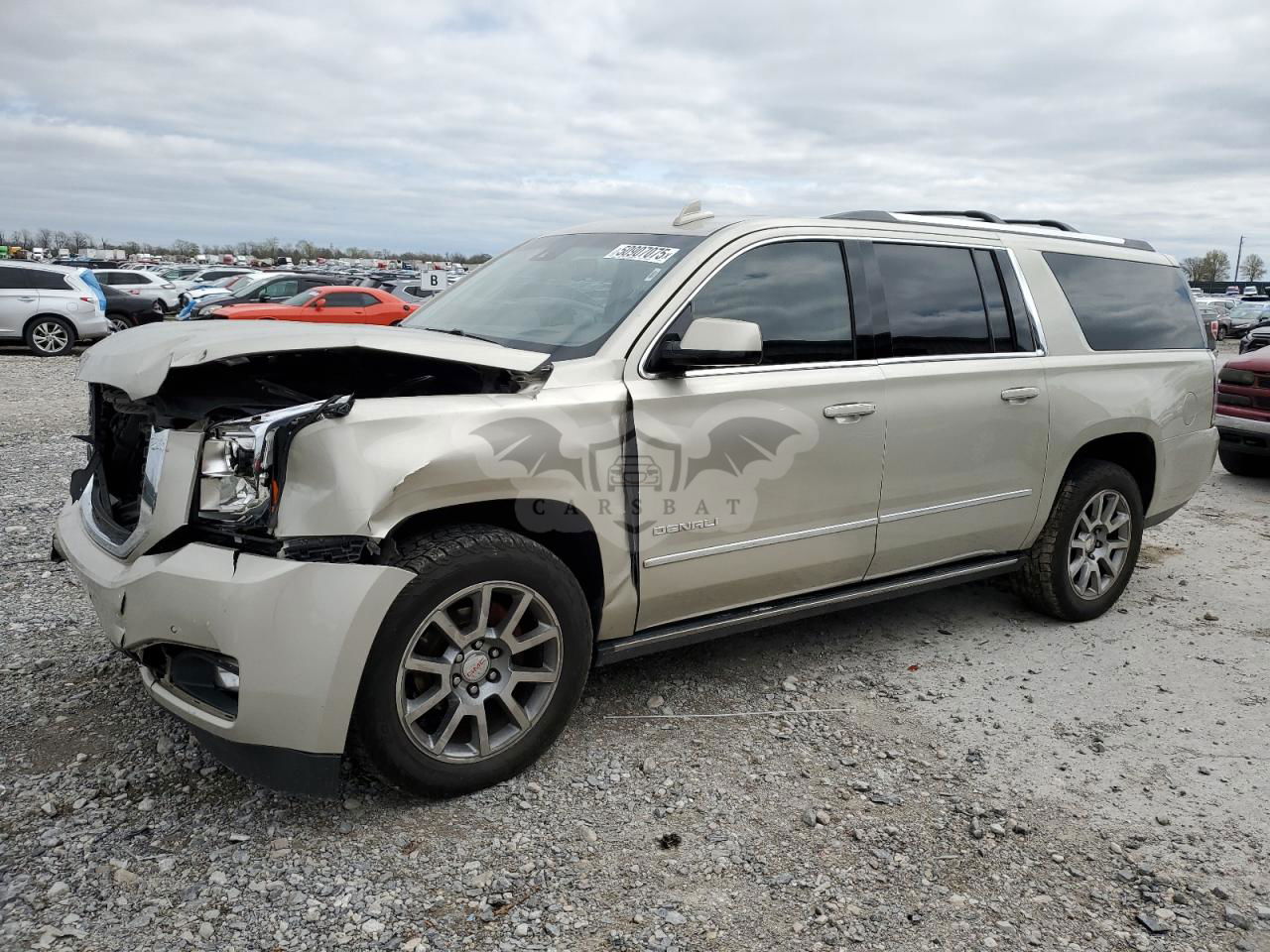 GMC Yukon DENALI 6.2L  8 2015