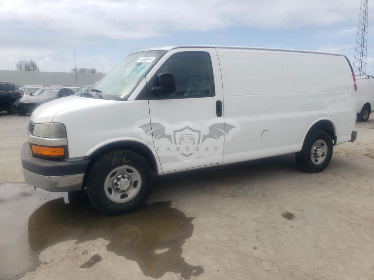 Chevrolet Express 4.8L  8 2013