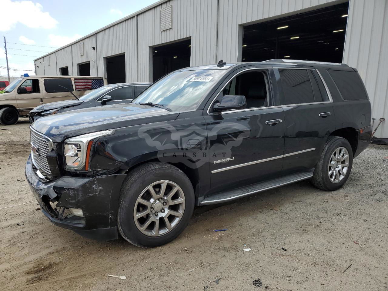 GMC Yukon DENALI 6.2L  8 2015