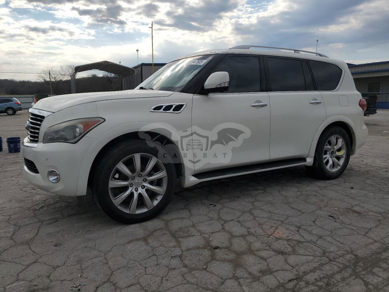 Infiniti QX80 5.6L  8 2014