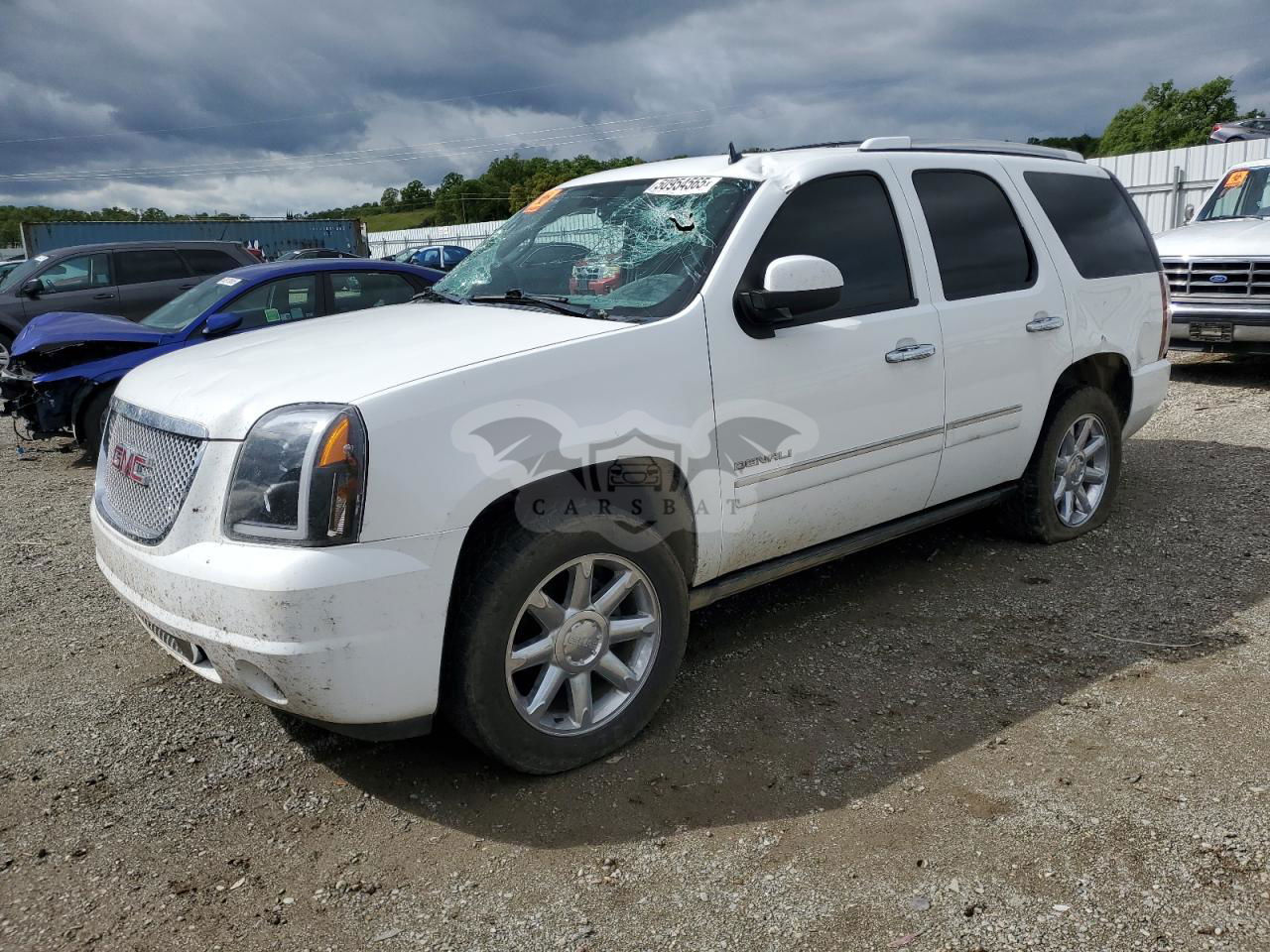 GMC Yukon DENALI 6.2L  8 2014