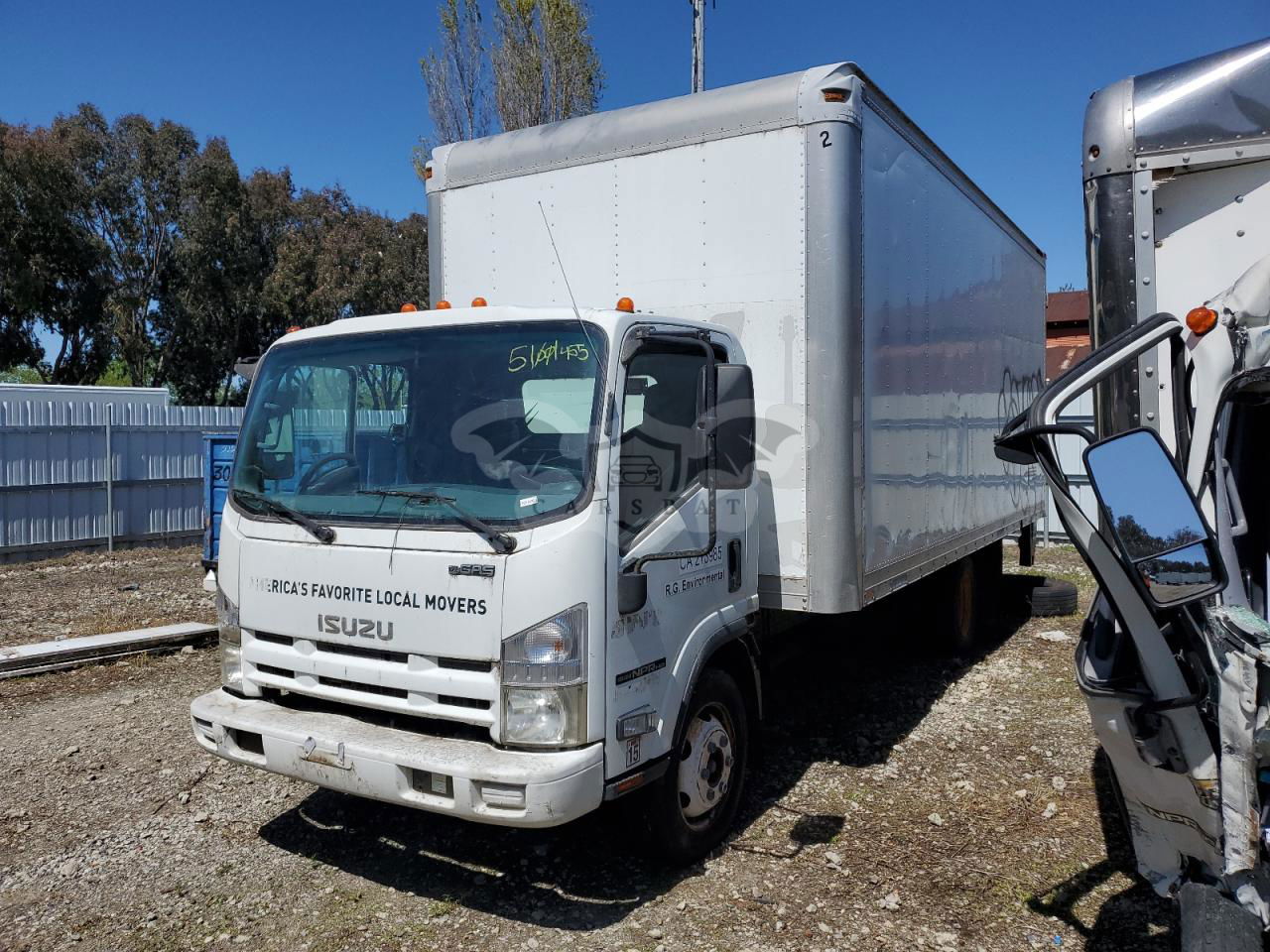 Isuzu NPR 6.0L  8 2013