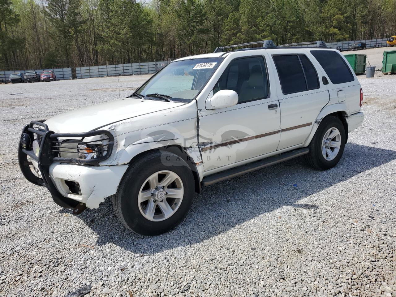 Nissan Pathfinder LE 3.5L  6 2002