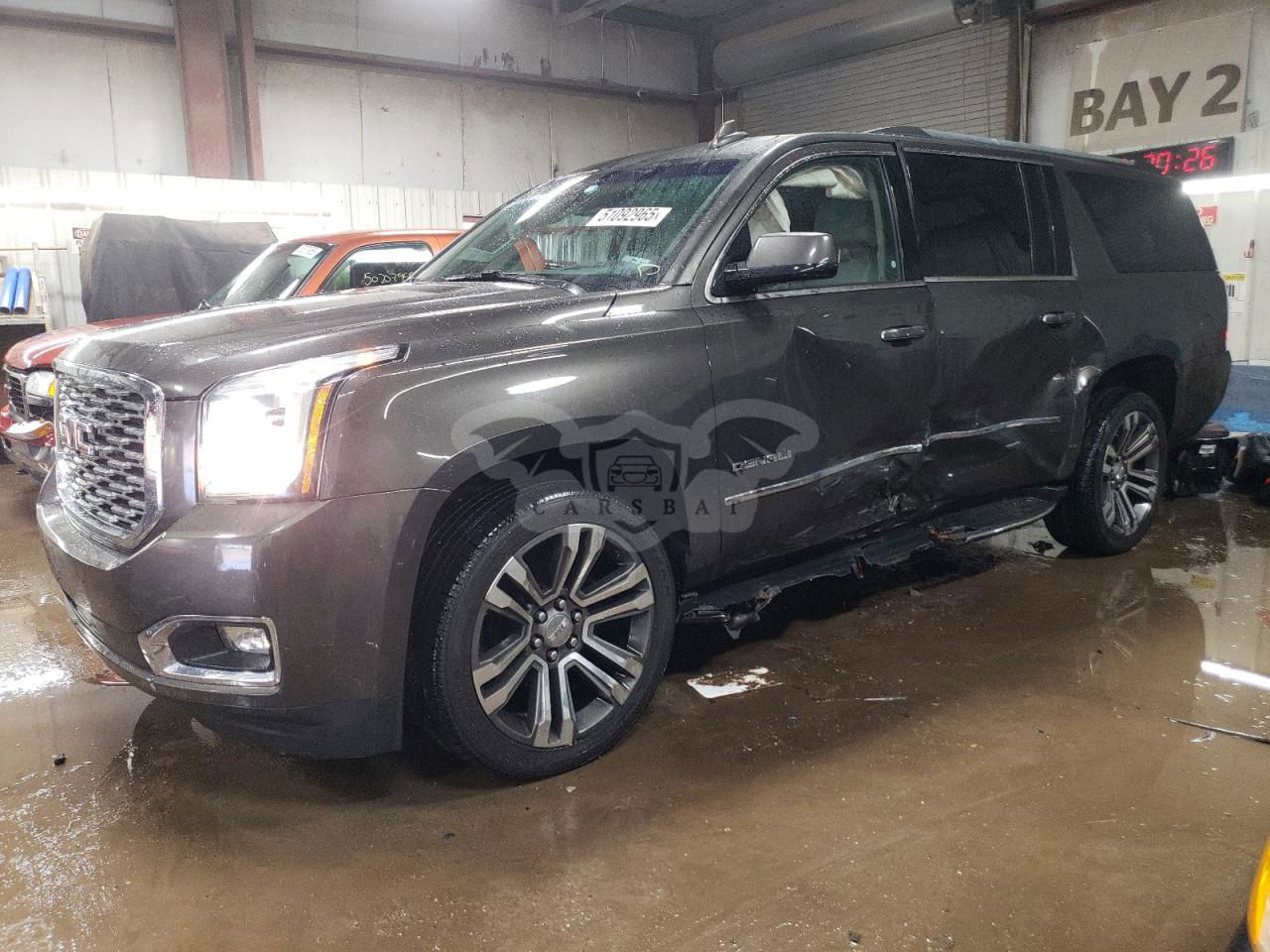 GMC Yukon DENALI 6.2L  8 2020