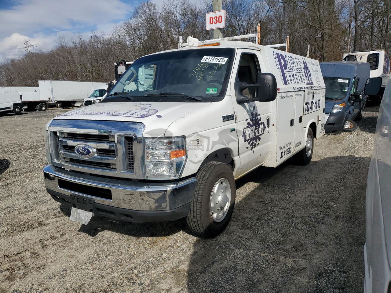 Ford Econoline E350 SUPER DUTY CUTAWAY VAN 5.4L  8 2015