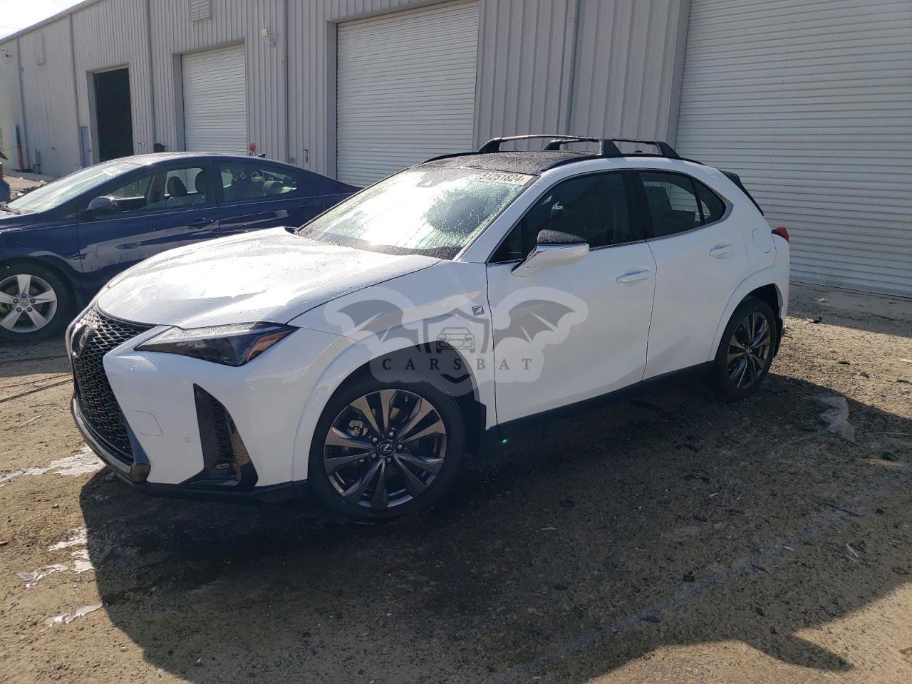 Lexus UX 2024