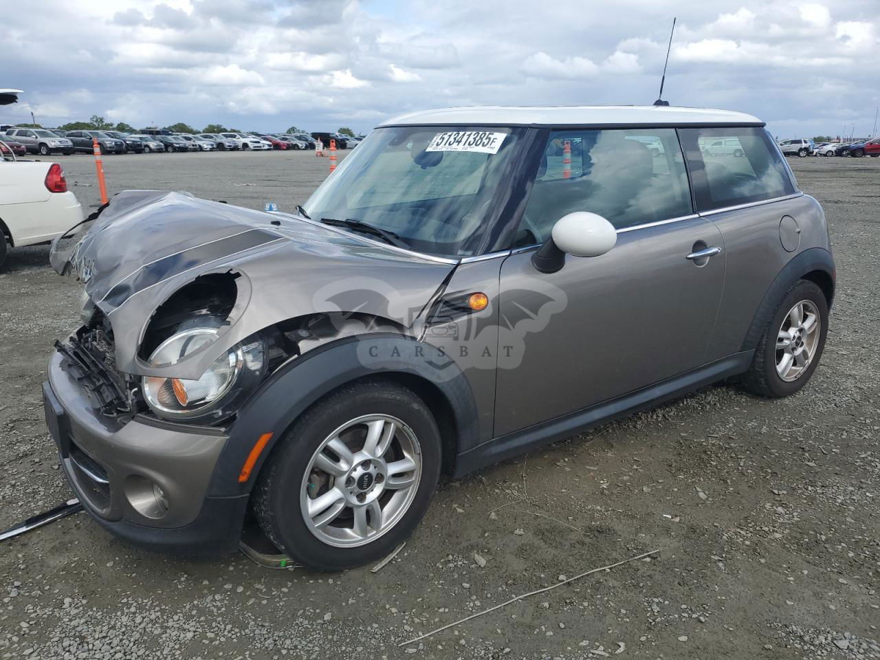 Mini Cooper 1.6L  4 2013