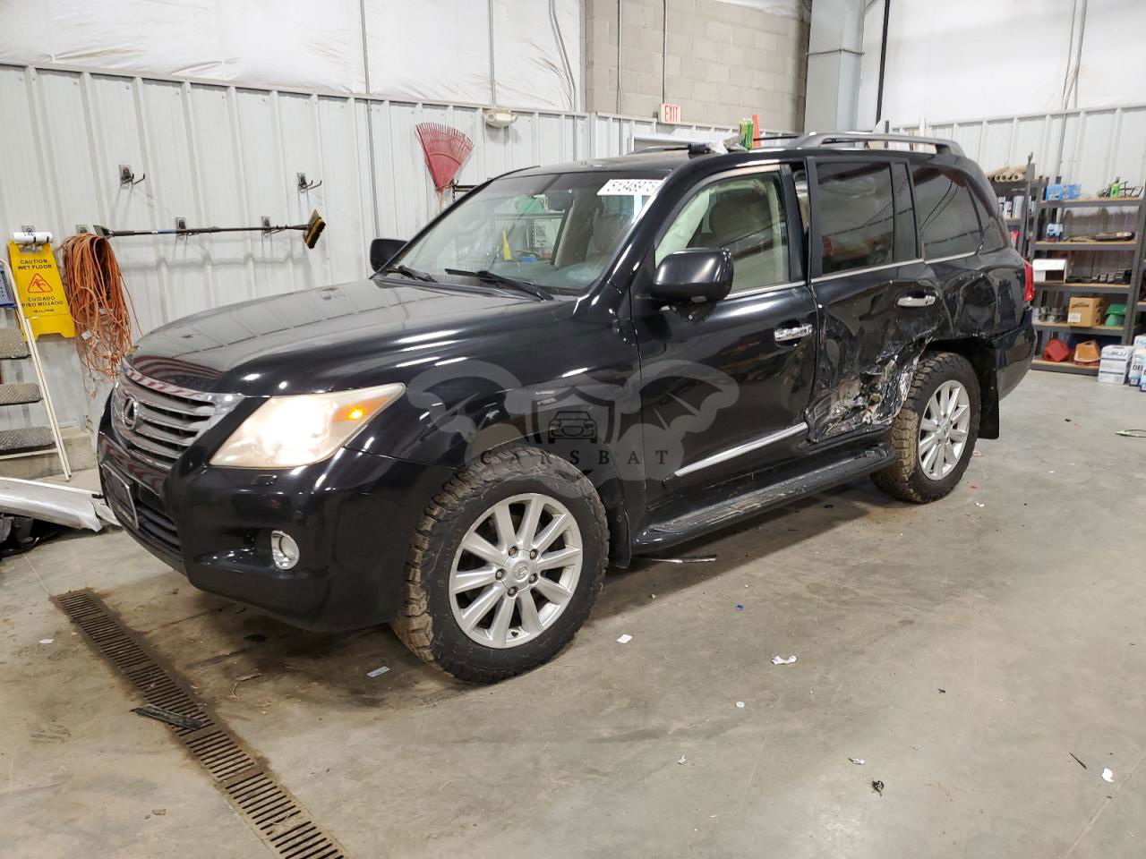 Lexus LX 570 5.7L  8 2010