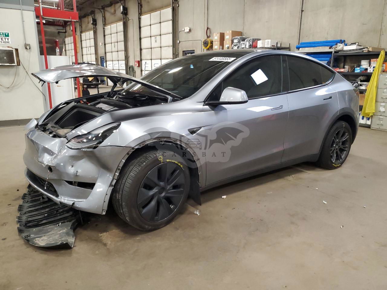 Tesla Model Y 2024