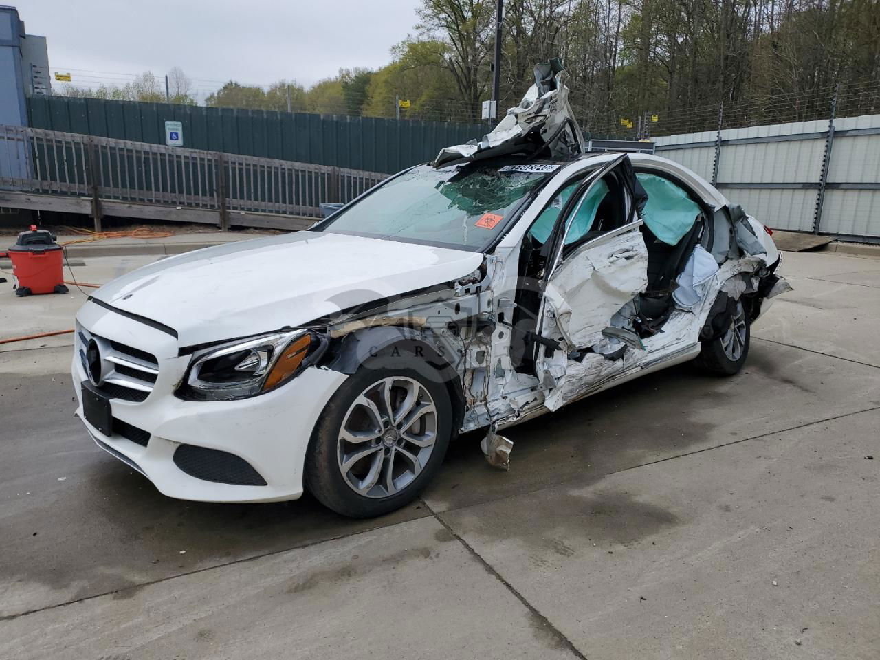 Mercedes-Benz C 300 2.0L  4 2016