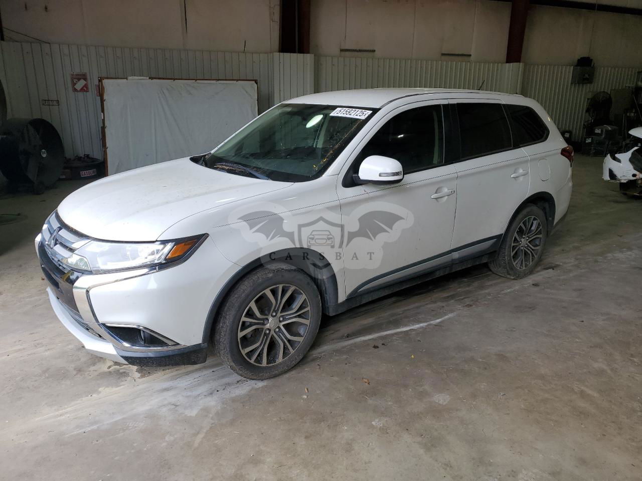 Mitsubishi Outlander SE 2.4L  4 2016