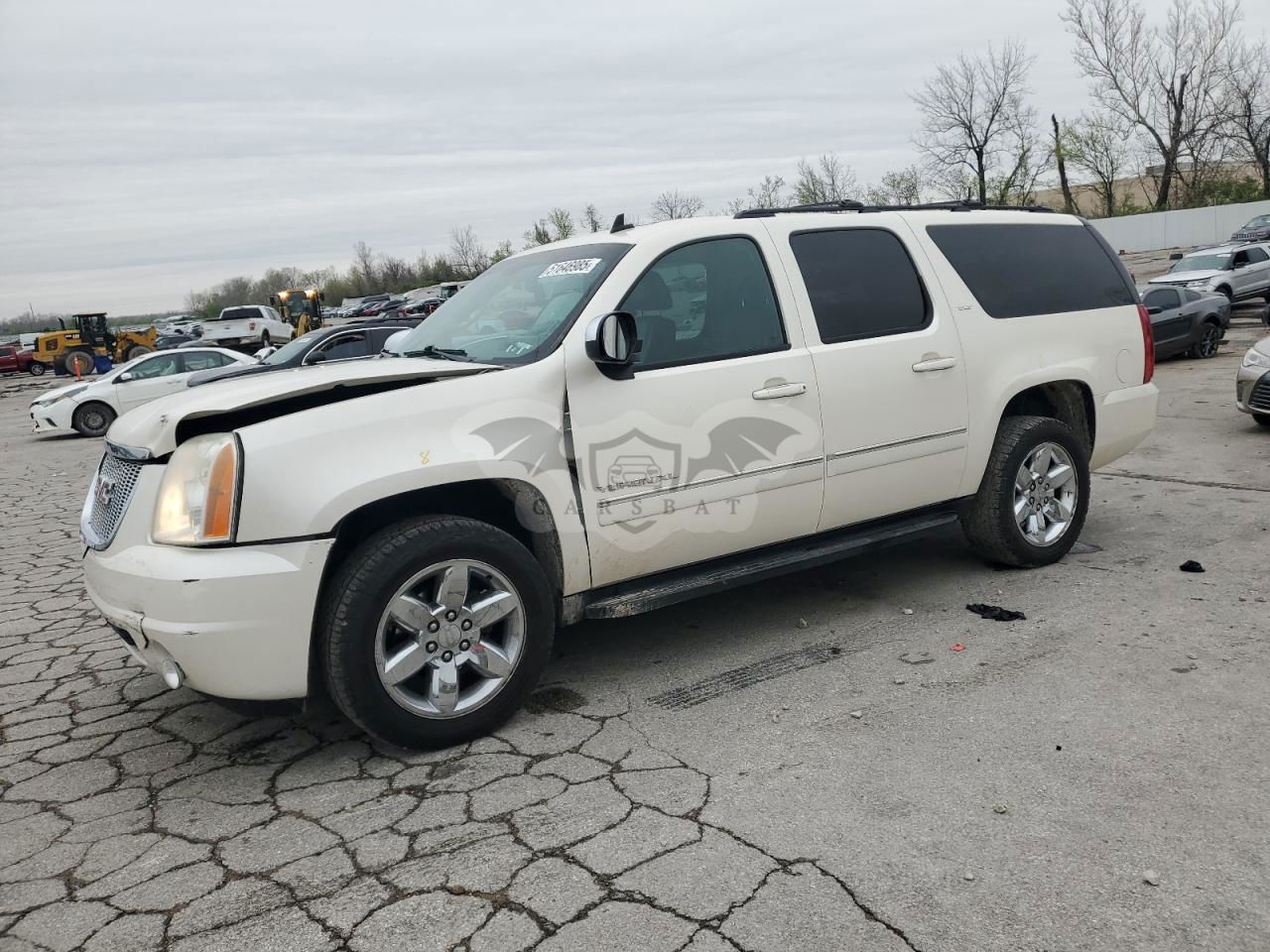 GMC Yukon K1500 SLT 5.3L  8 2012