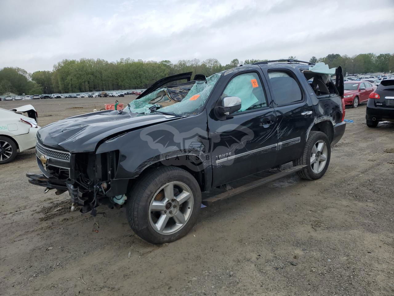 Chevrolet Tahoe K1500 LTZ 5.3L  8 2011