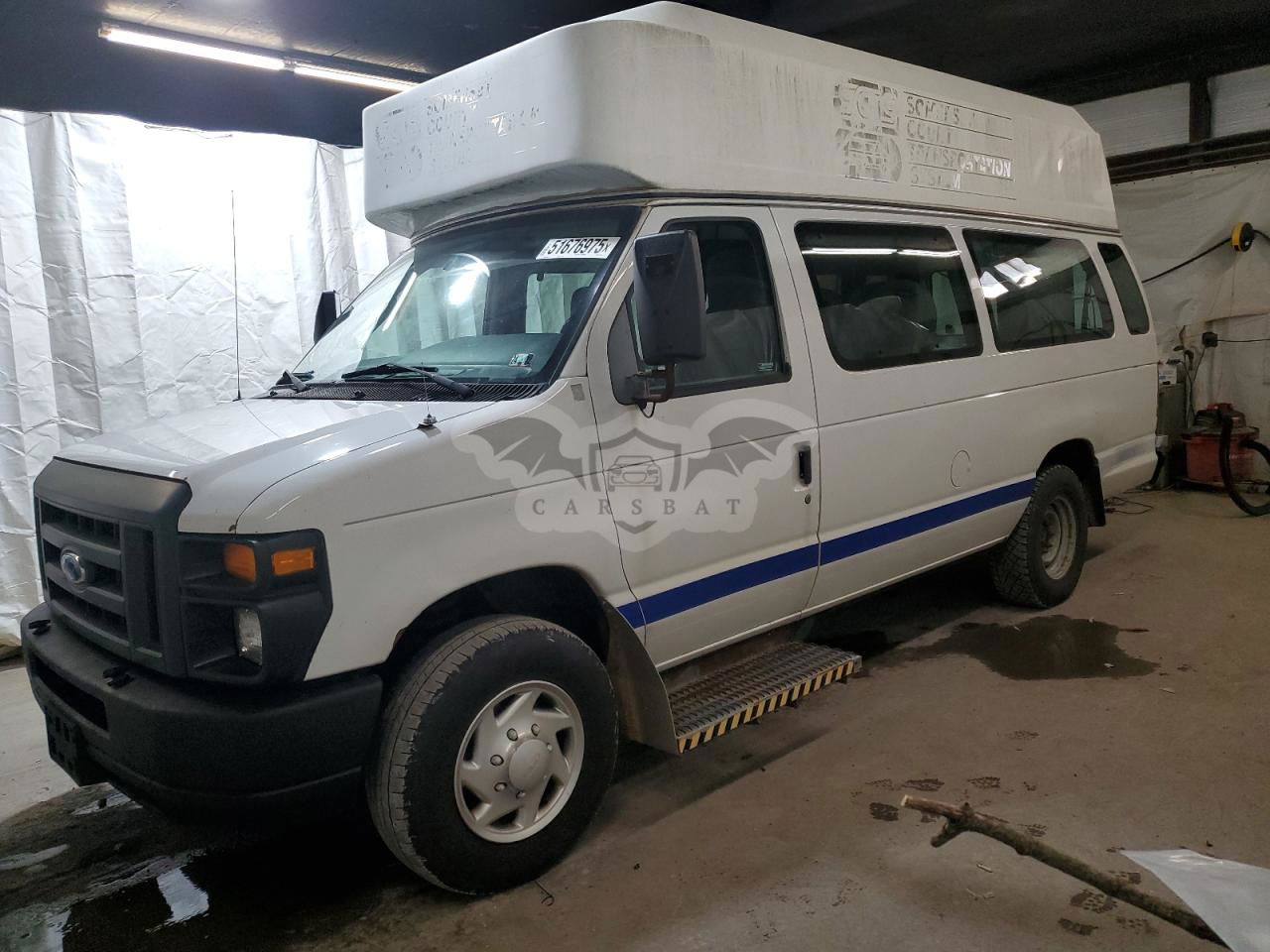 Ford Econoline E350 SUPER DUTY VAN 5.4L  8 2014