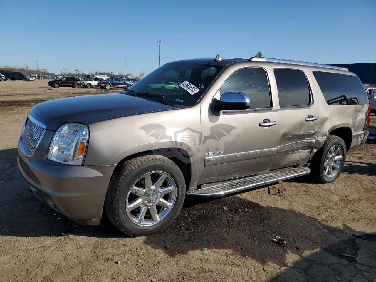 GMC Yukon DENALI 6.2L  8 2012