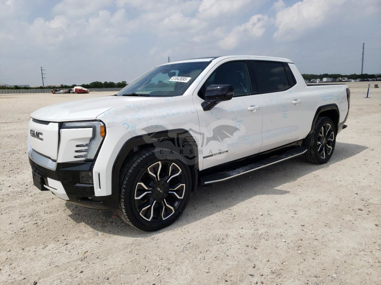 GMC Sierra DENALI 2025