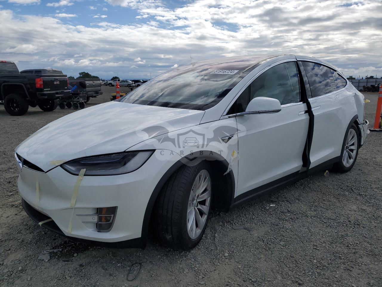 Tesla Model X 2021