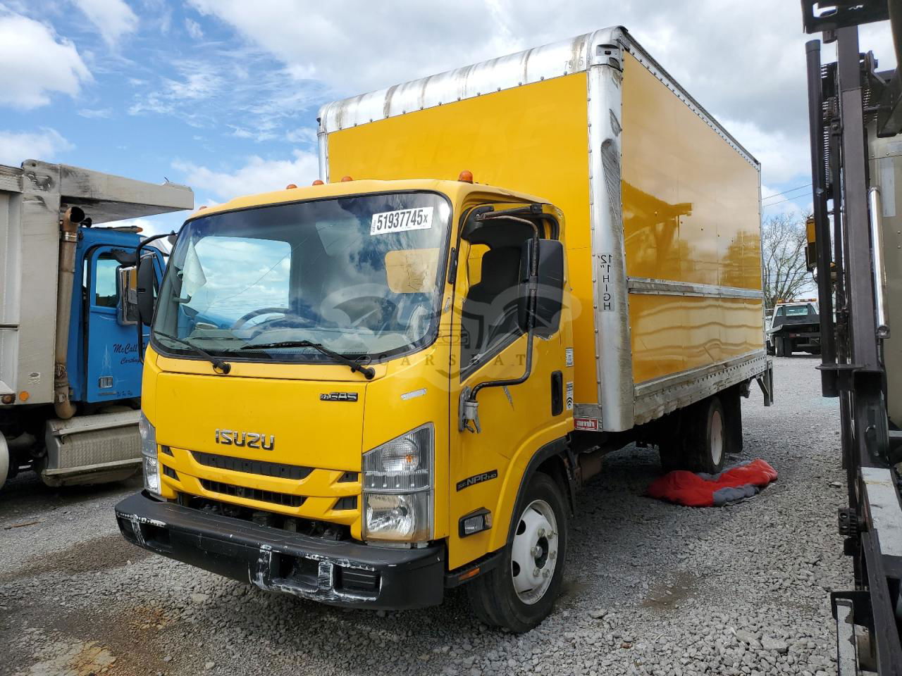 Isuzu NPR 6.6L  8 2021