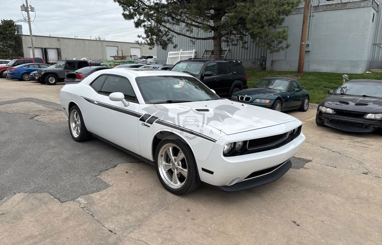 Dodge Challenger R/T 5.7L  8 2011