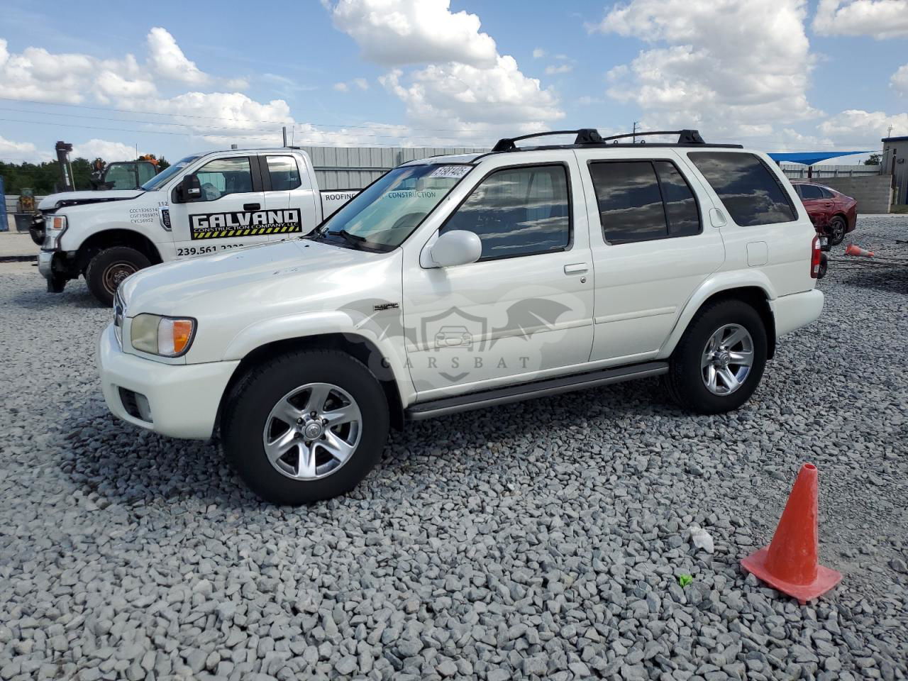 Nissan Pathfinder LE 3.5L  6 2004