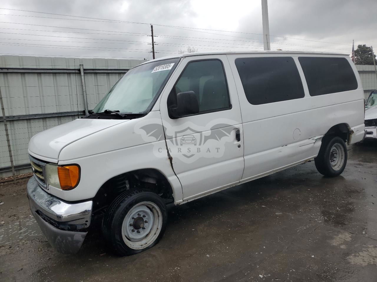 Ford Econoline E350 SUPER DUTY WAGON 5.4L  8 2006