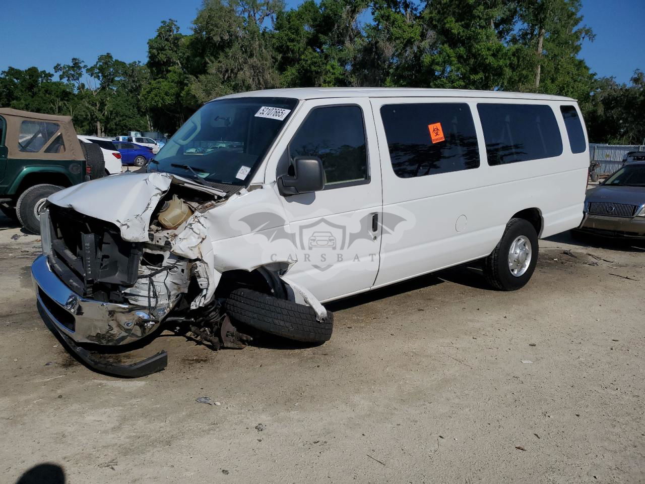 Ford Econoline E350 SUPER DUTY WAGON 5.4L  8 2013