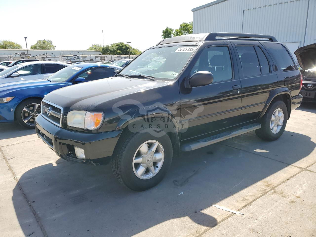 Nissan Pathfinder LE 3.5L  6 2002