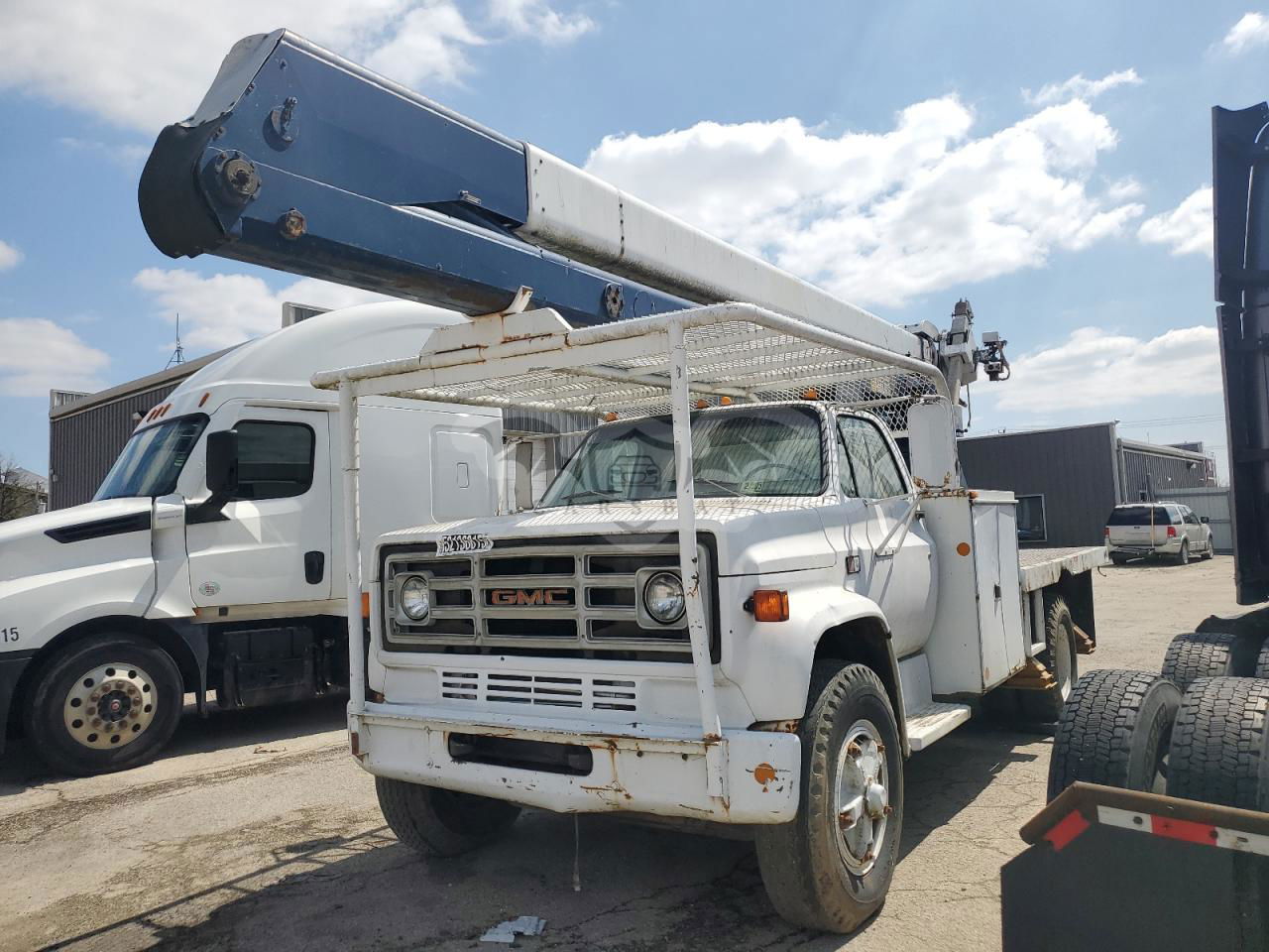 GMC C/K Series C7D042 8 1990