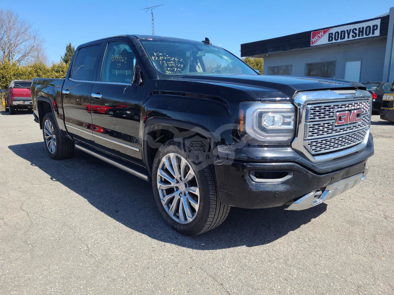 GMC Sierra K1500 DENALI 6.2L  8 2017