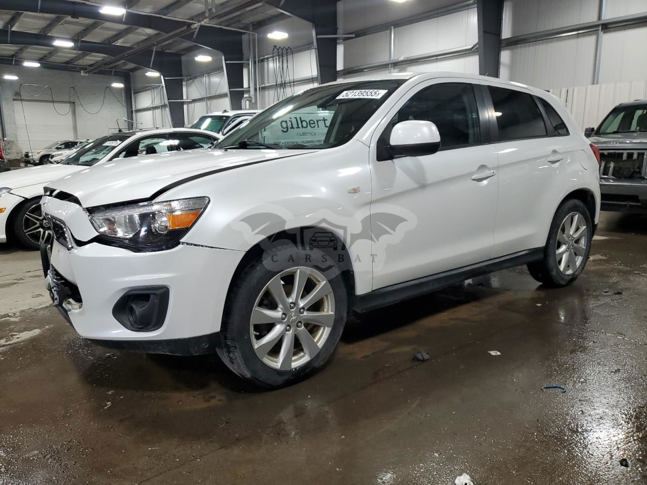 Mitsubishi Outlander ES 2.0L  4 2014