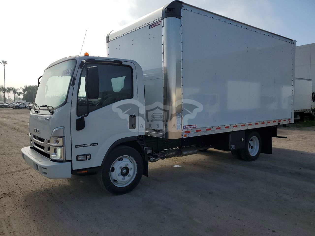 Isuzu NPR 6.6L  8 2024