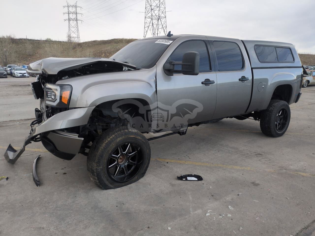 GMC Sierra K2500 DENALI 6.6L  8 2012