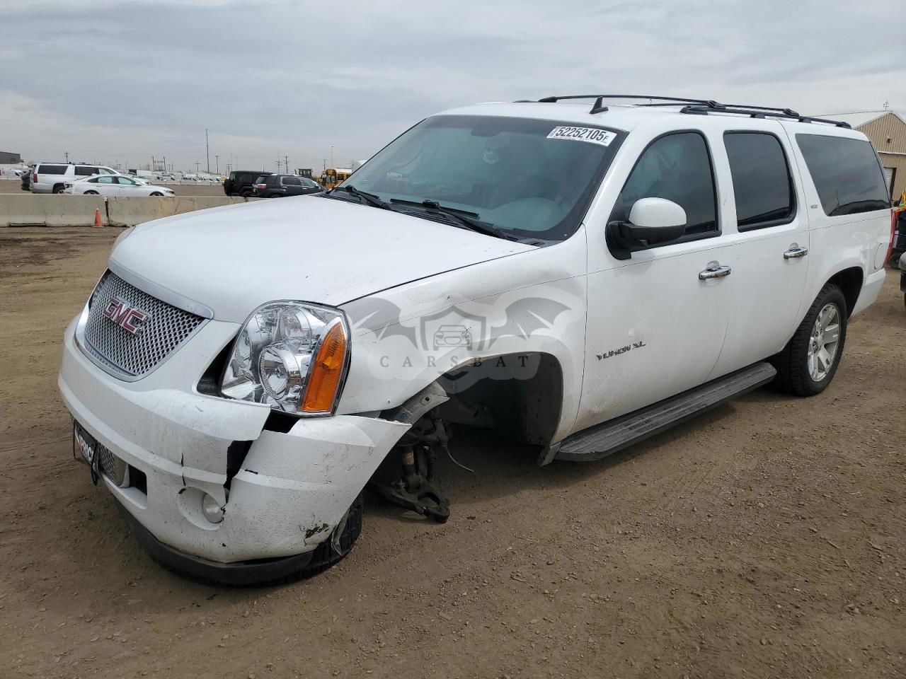 GMC Yukon K1500 SLT 5.3L  8 2013