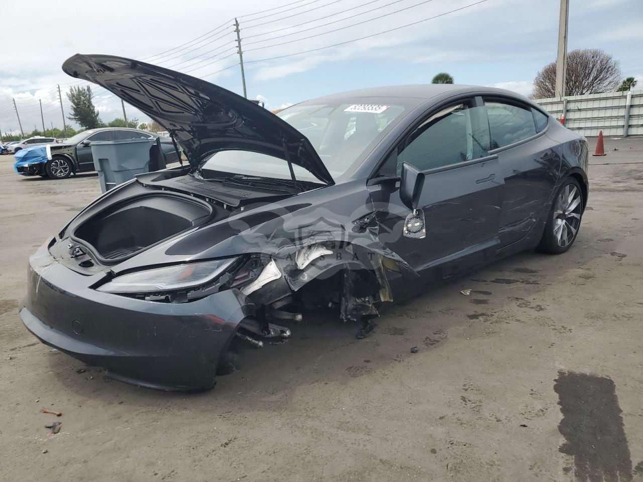Tesla Model 3 2024