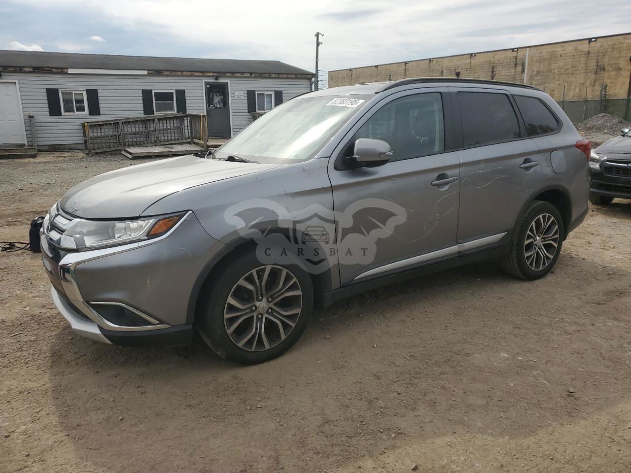 Mitsubishi Outlander SE 2.4L  4 2016