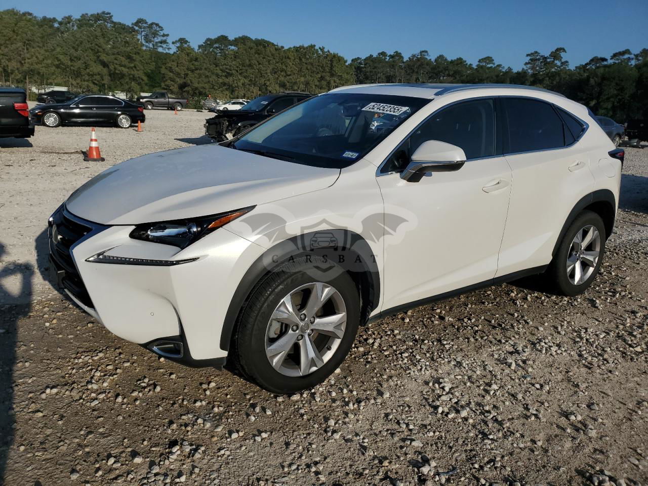 Lexus NX 200T BASE 2.0L  4 2017