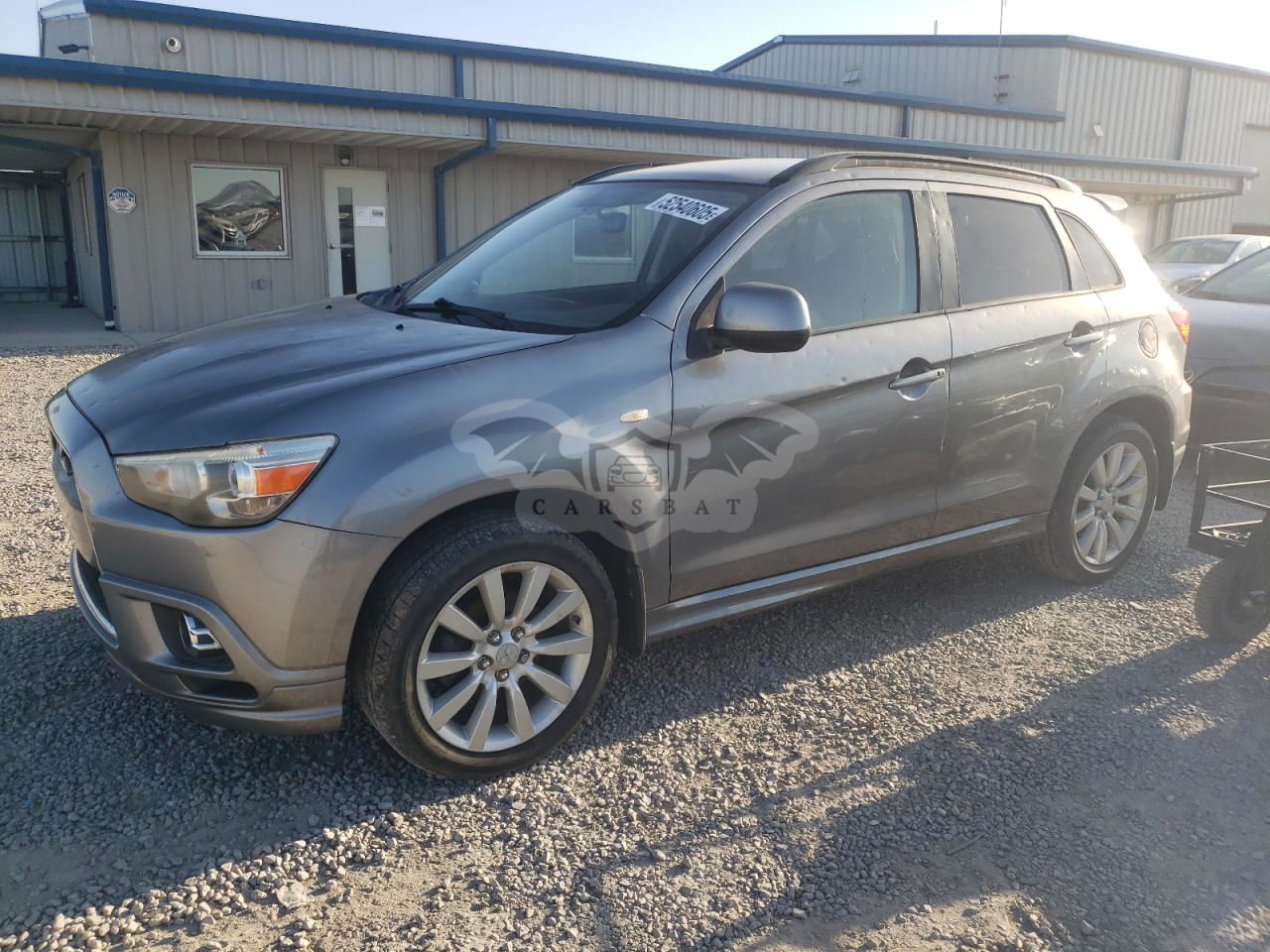 Mitsubishi Outlander SE 2.0L  4 2011