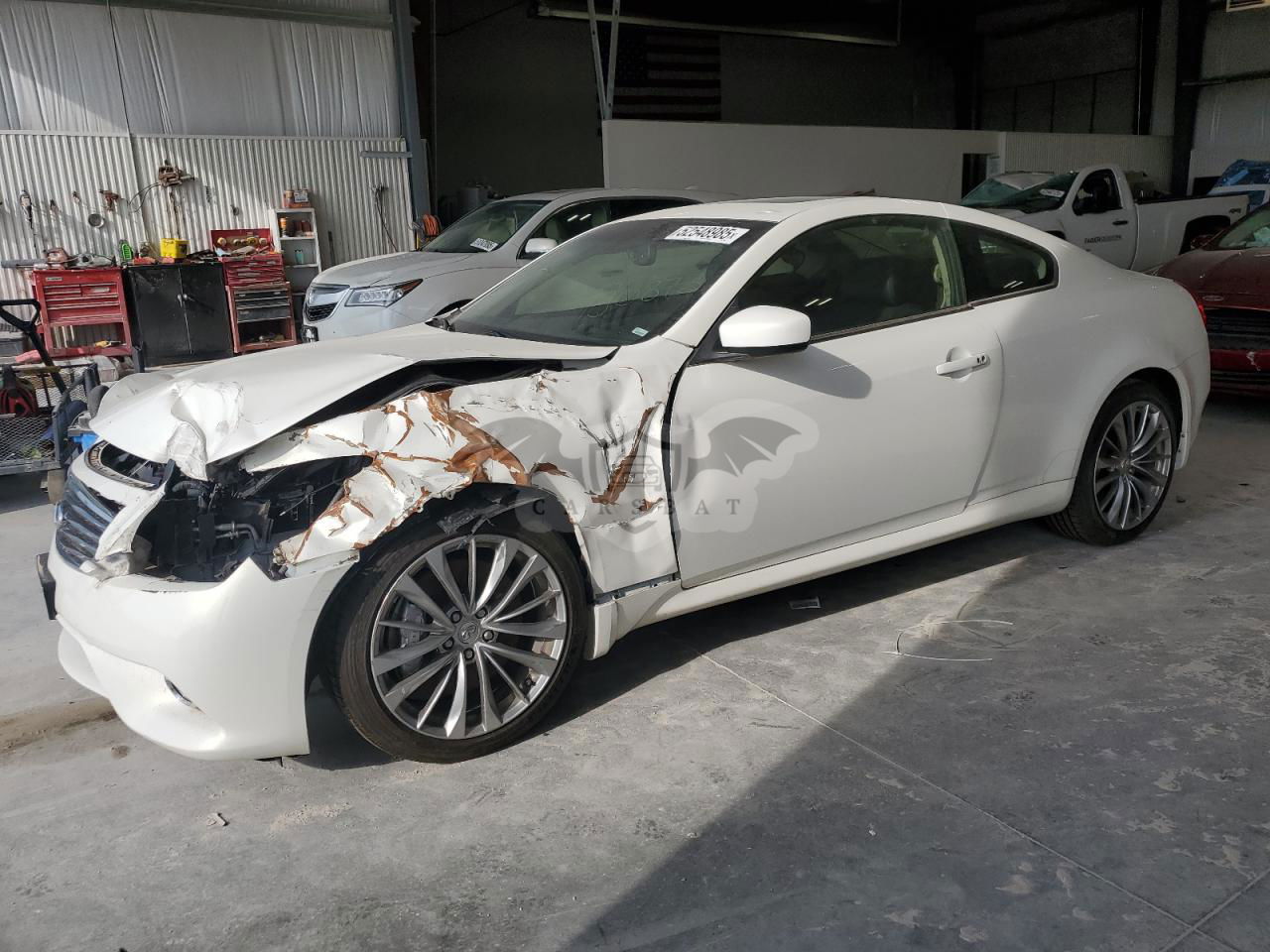Infiniti Q60 JOURNEY 3.7L  6 2014