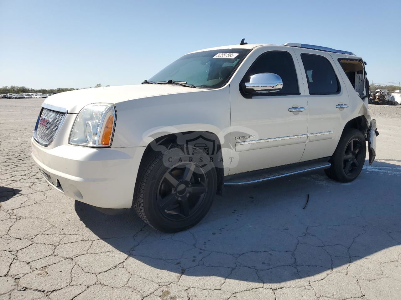GMC Yukon DENALI 6.2L  8 2014