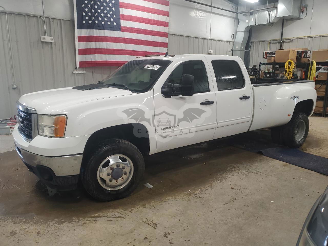 GMC Sierra K3500 SLE 6.6L  8 2011