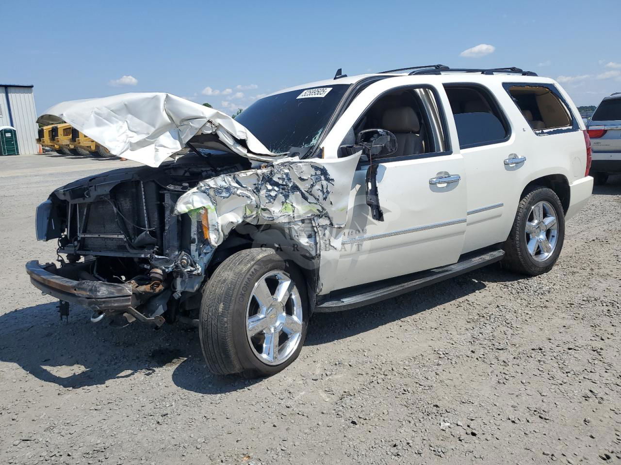 Chevrolet Tahoe K1500 LTZ 5.3L  8 2011